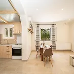 Ira's House Holiday home *
