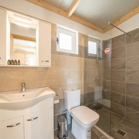 Ira's House בית נופש סאמי