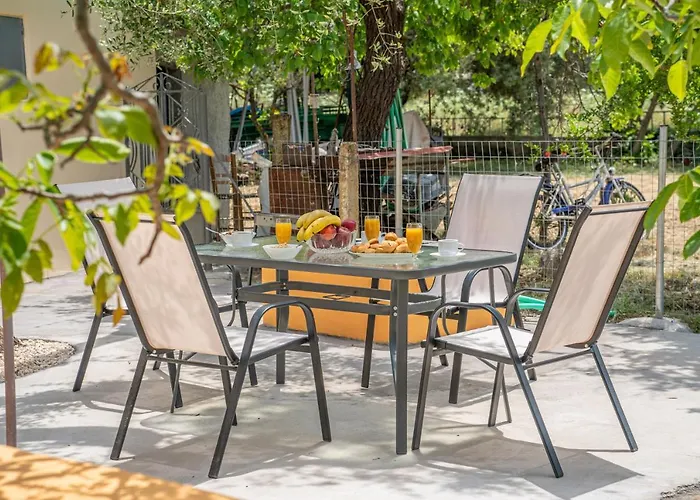 Ira's House Holiday home *