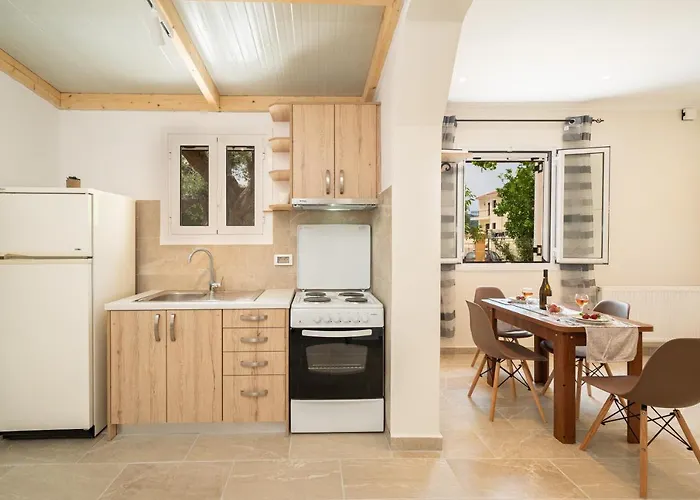 Holiday home Ira's House