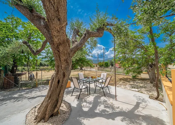 Ira's House Holiday home