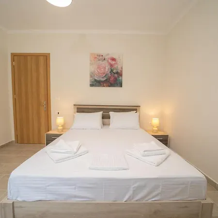 Ira's House בית נופש