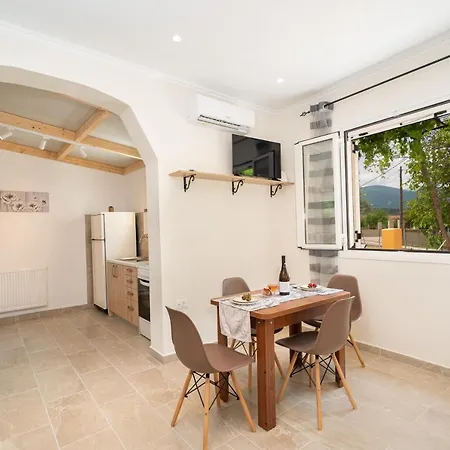 Ira's House בית נופש *